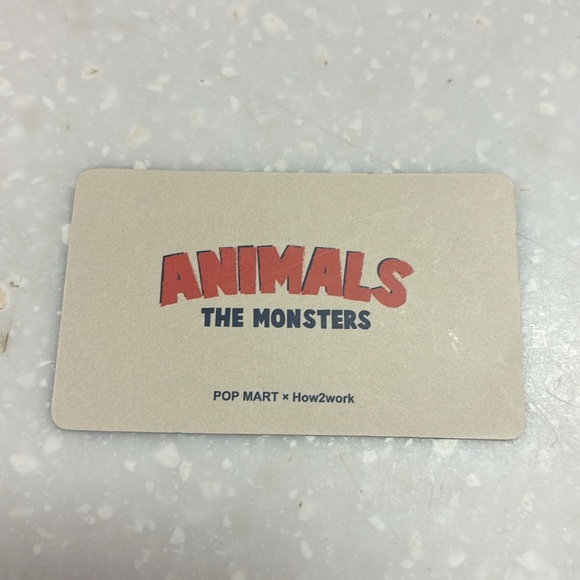 POPMART LABUBU ice skating figurine - Picture 5 of 5